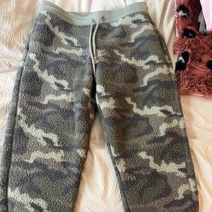 American Eagle fleece joggers